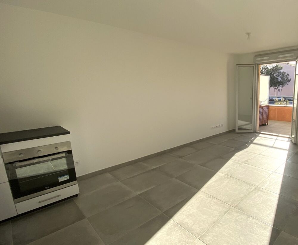 Location Appartement T2 avec balcon et garage à BORMES LES MIMOSAS Bormes les mimosas