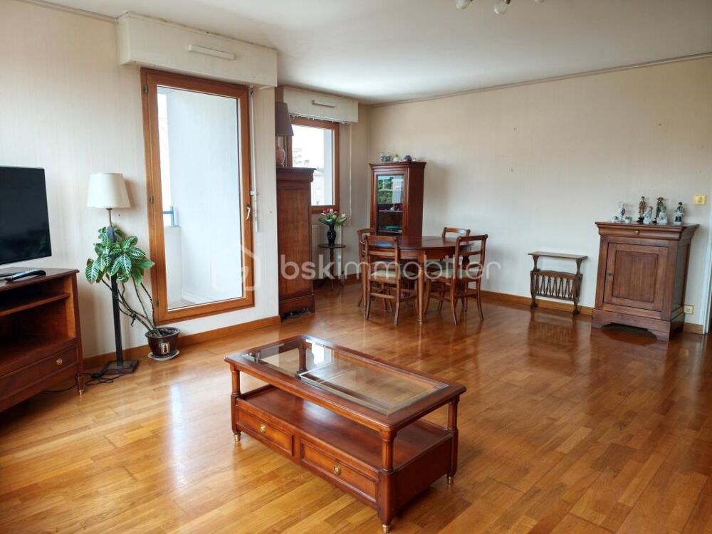 Duplex 75 m²  Garage, cave, ascenseur et chambre vue sur rade