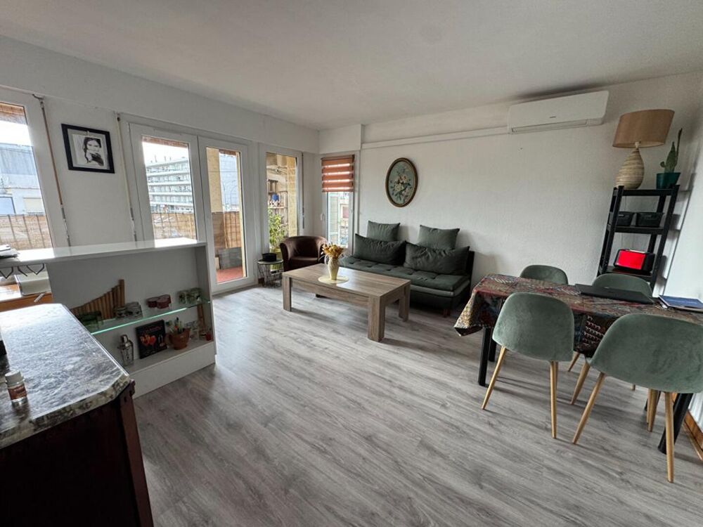 Vente Appartement T2 rénové avec terrasse , Plein centre de Moriani Plage Moriani plage