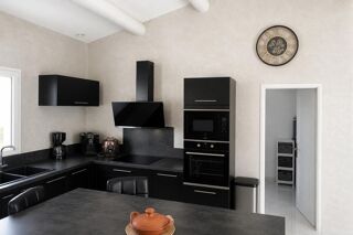  Propriété/château à vendre 4 pièces 160 m²