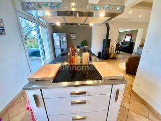  Maison  vendre 10 pices 193 m