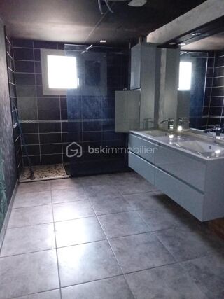  Propri�t�/ch�teau � vendre 4 pi�ces 110 m�