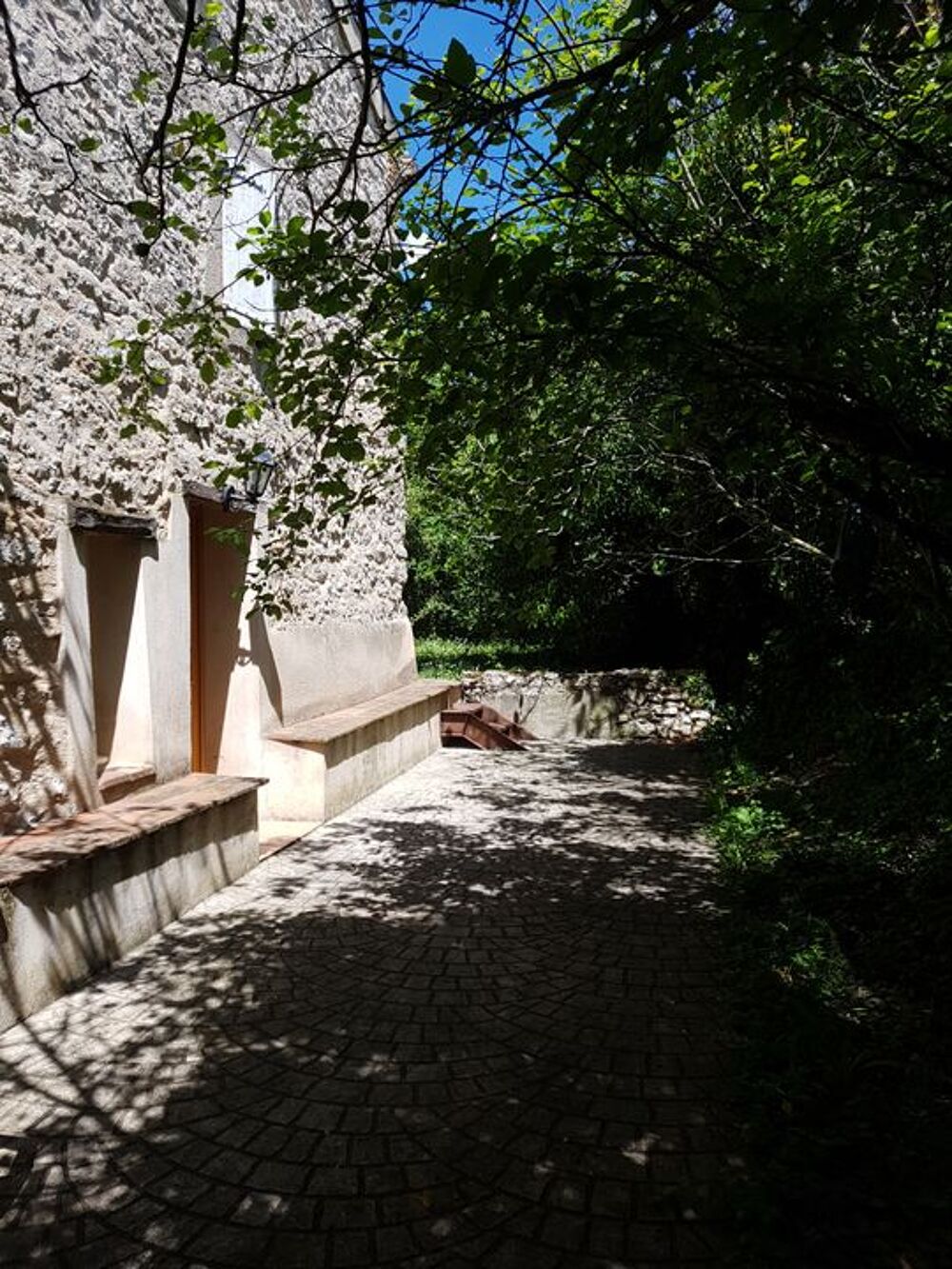 Maison de 90m2 à louer sur Vénès