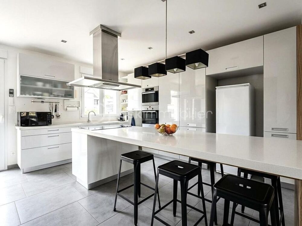 Maison de 104 m² 3 chambres - Sous-sol total située à Montataire