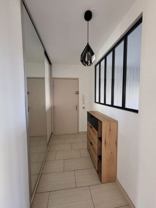  Appartement à louer 3 pièces 71 m²