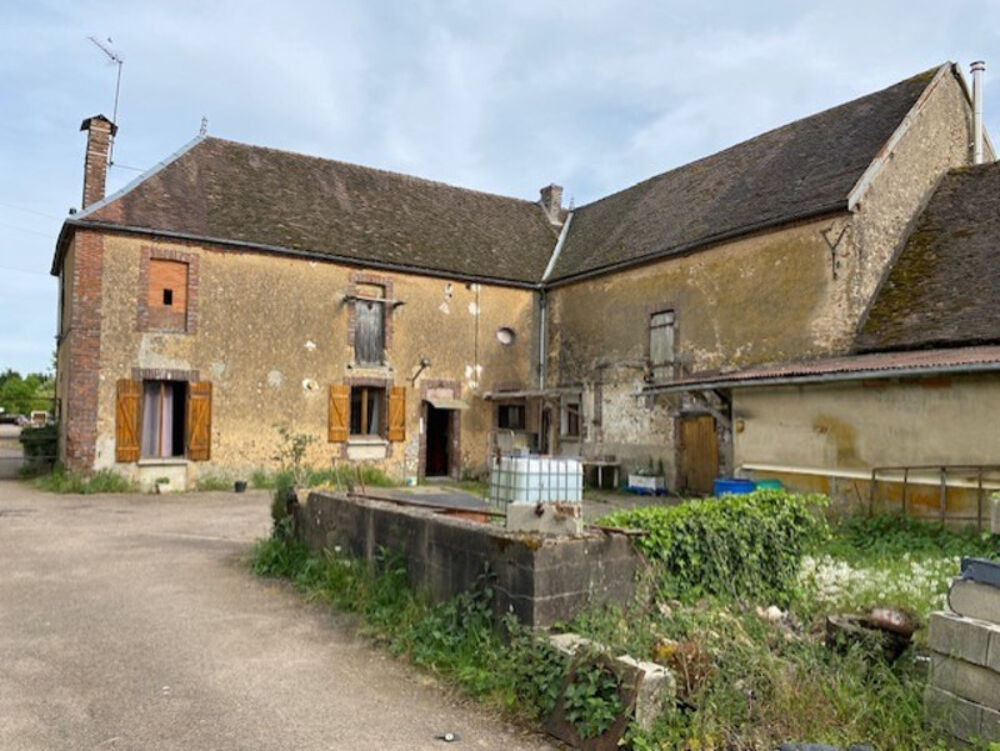 Maison 4 pièces 130 m² · à Cerisiers · 130 m² · 158 000 €