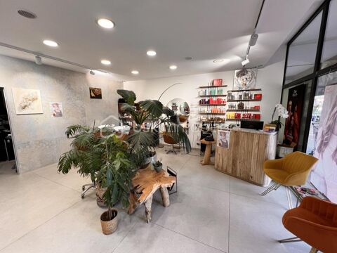   SALON DE COIFFURE - FOND DE COMMERCE 