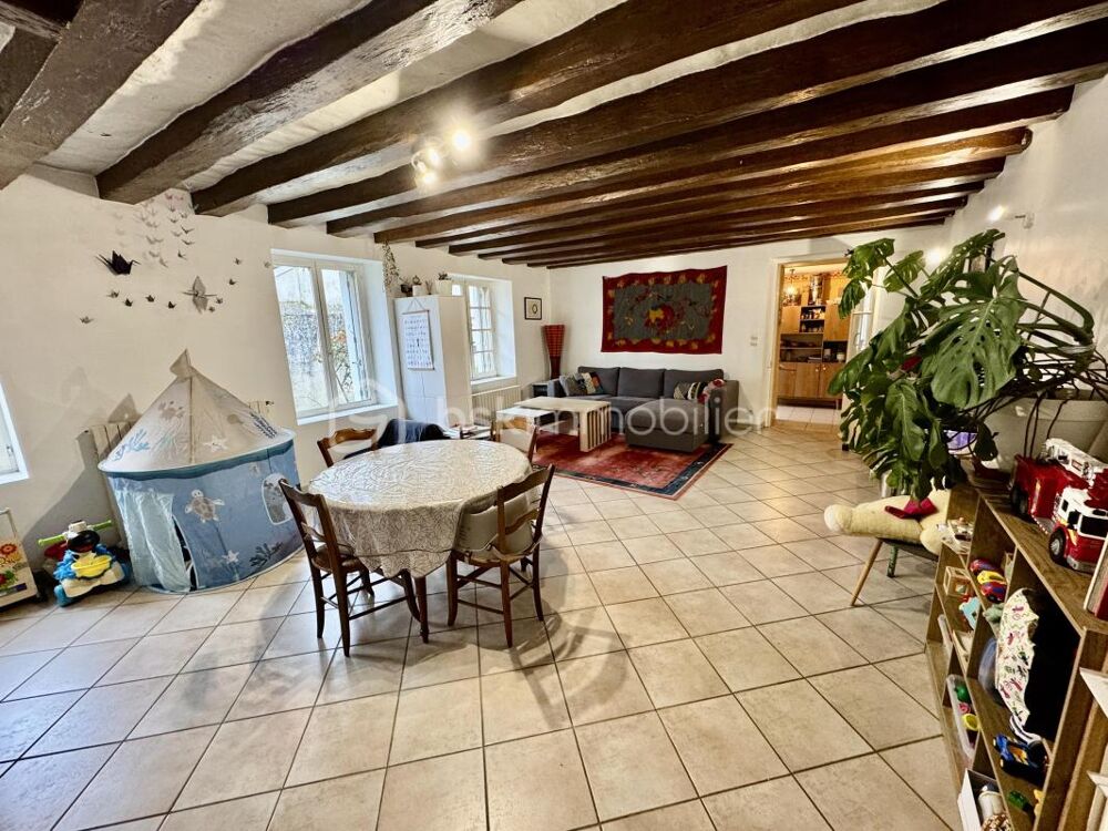 Saint-Cyr-sur-Loire  Ensemble immobilier avec potentiel - Maison + studio -110m2 habitable