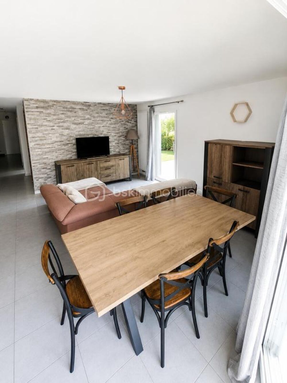 T4 récent avec terrasse de 22 m² garage sécurisé et cave dans résidence de standing à Bonneville
