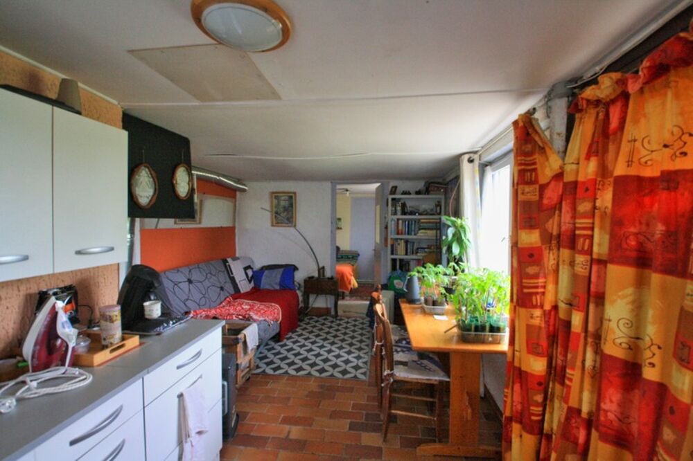 Vente Maison Maison 56 m² avec une seconde maison de 36 m², sur un terrain de 1700 m² Diou