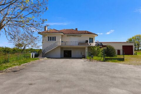   ENSEMBLE IMMOBILIER - FORTE RENTABILIT� + POTENTIEL AIRE SUR L'ADOUR (40) Maison - 6 pi�ce(s) - 148 m�
