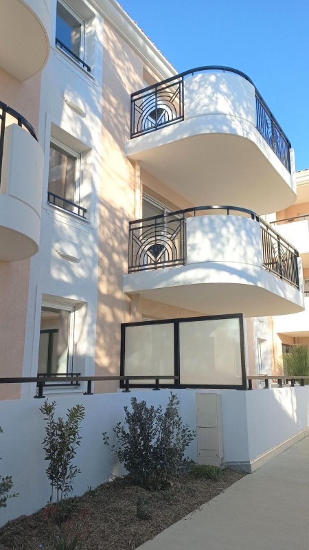 T3 avec parking et terrasse à TOULON
