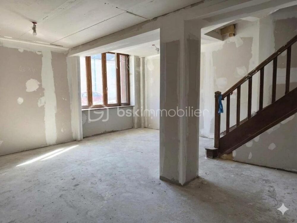 Vente Maison MAISON DE BOURG DE 100 M2 A FINIR DE RENOVER Couptrain