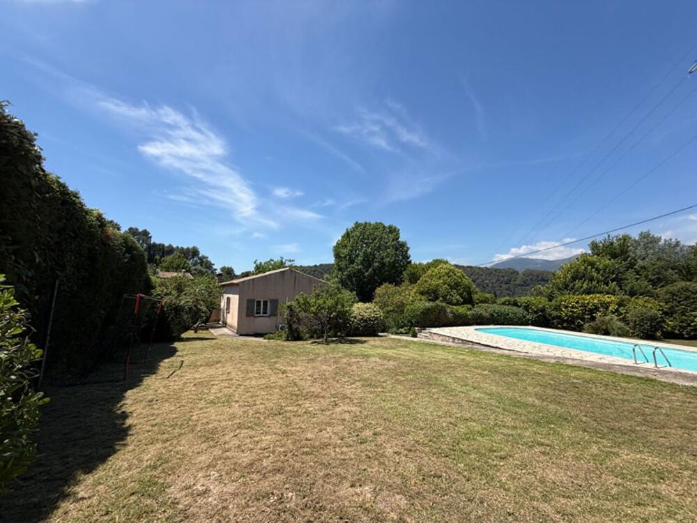 VILLA PROVENCALE RENOVÉE AVEC PISCINE, TERRASSES ET JARDIN