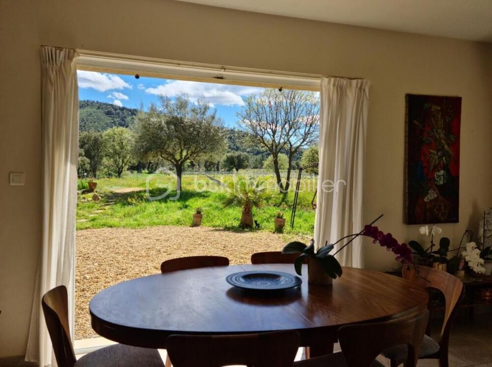  vendre  Proprit/chteau La Garde-Freinet (83680)