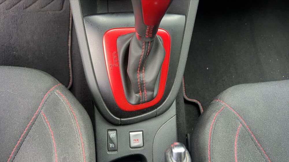 Clio IV 1.6 Turbo 200 EDC6 RS 2015 occasion 85230 Saint Urbain