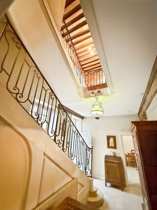  Propri�t�/ch�teau � vendre 10 pi�ces 252 m�