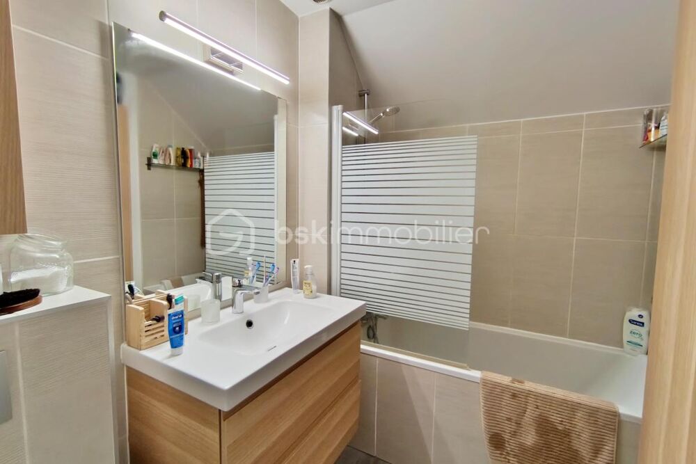 Vente Maison Maison familiale 6 pièces avec jardin Noisy le roi