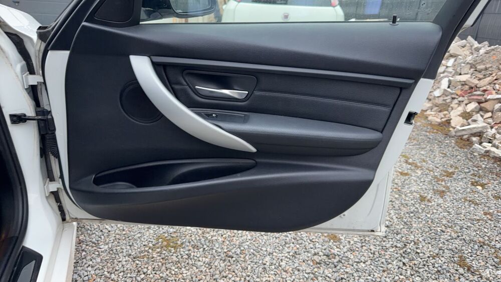 S&eacute;rie 3 F30 335i 340 ActivHybrid3 BVA8 M Sport - Automatique 2015 occasion 44810 Heric