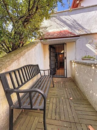 Maison 7 pièces 198 m² · à Longueville · 198 m² · 403 000 €