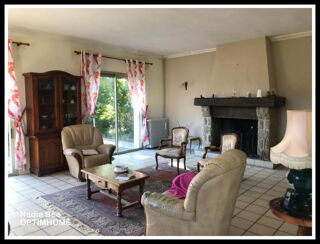  Maison à vendre 10 pièces 180 m²