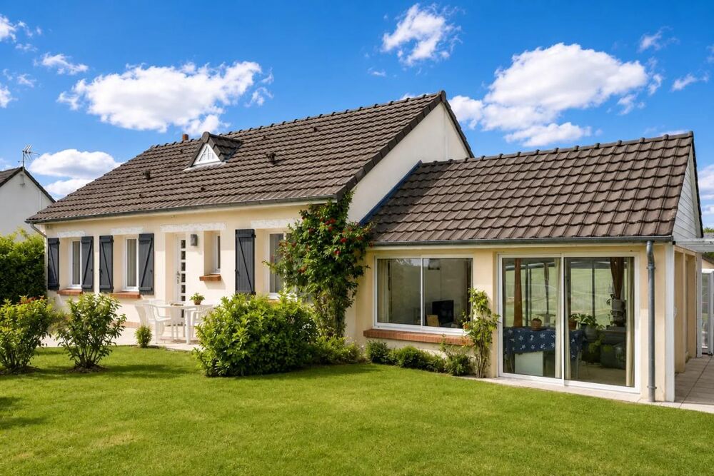 Maison de 6 pièces de 137 m² avec piscine à Les Bordes