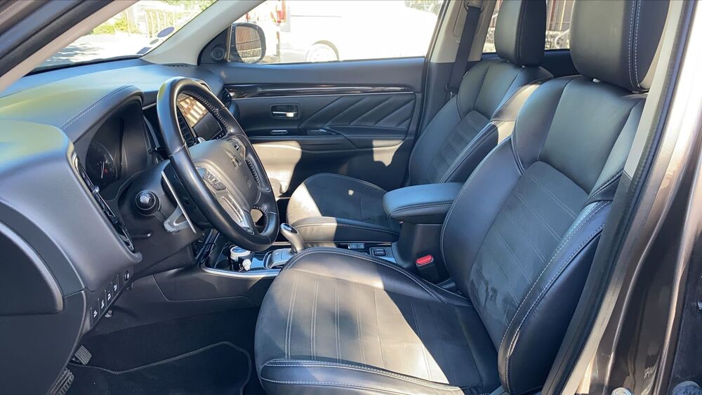 Outlander 2.4 MIVEC 224 Plug in Hybrid 4WD BVA Intense - Automatique E 2019 occasion 59000 Lille