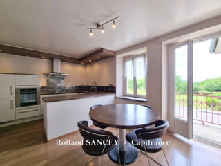  Maison à vendre 10 pièces 224 m²
