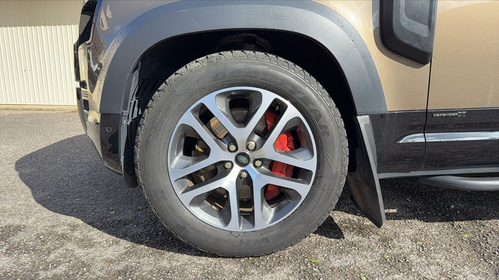 Defender 2.0 P400e 404 4WD BVA8 X 2021 occasion 69330 Meyzieu