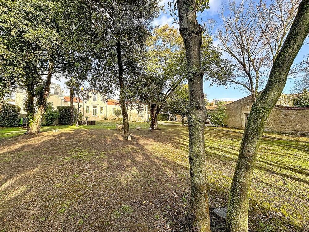 Vente Maison Propriété d'exception La Rochelle 370 m2 dans parc de 2000 m2 La rochelle