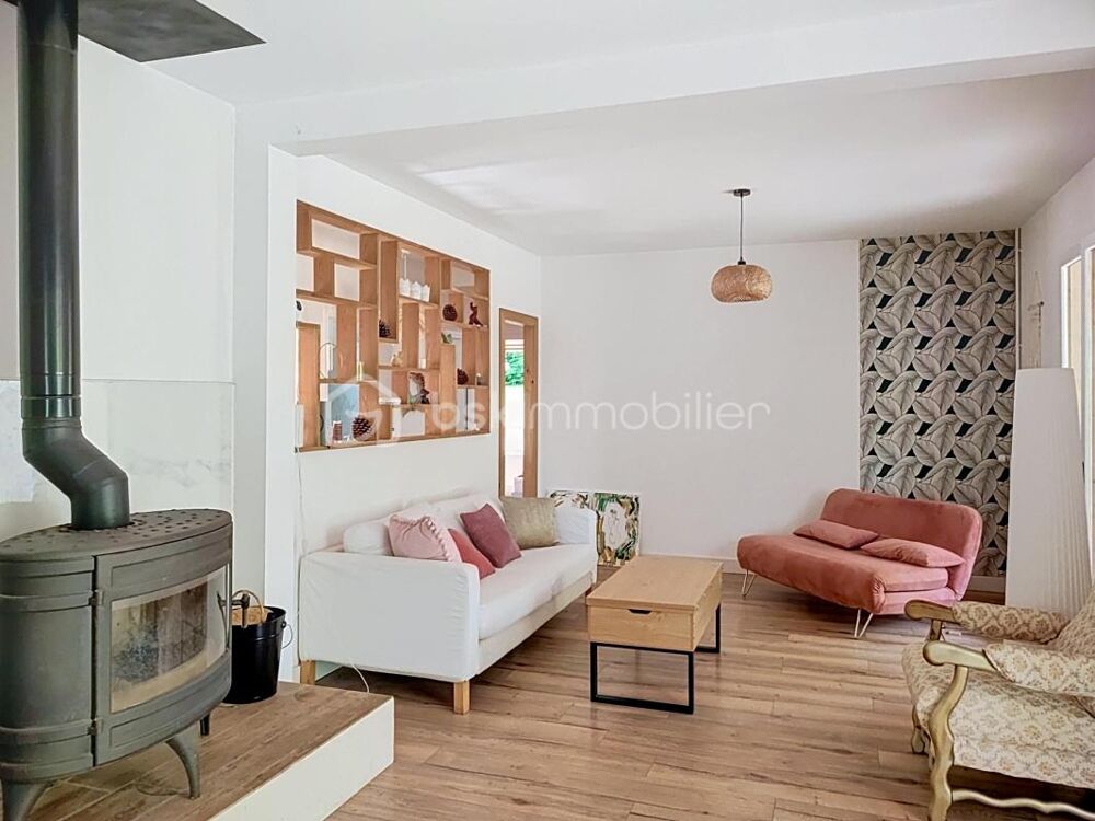 Vente Maison Maison de plain-pied avec piscine et vue dégagée, au calme de la campagne Maurens