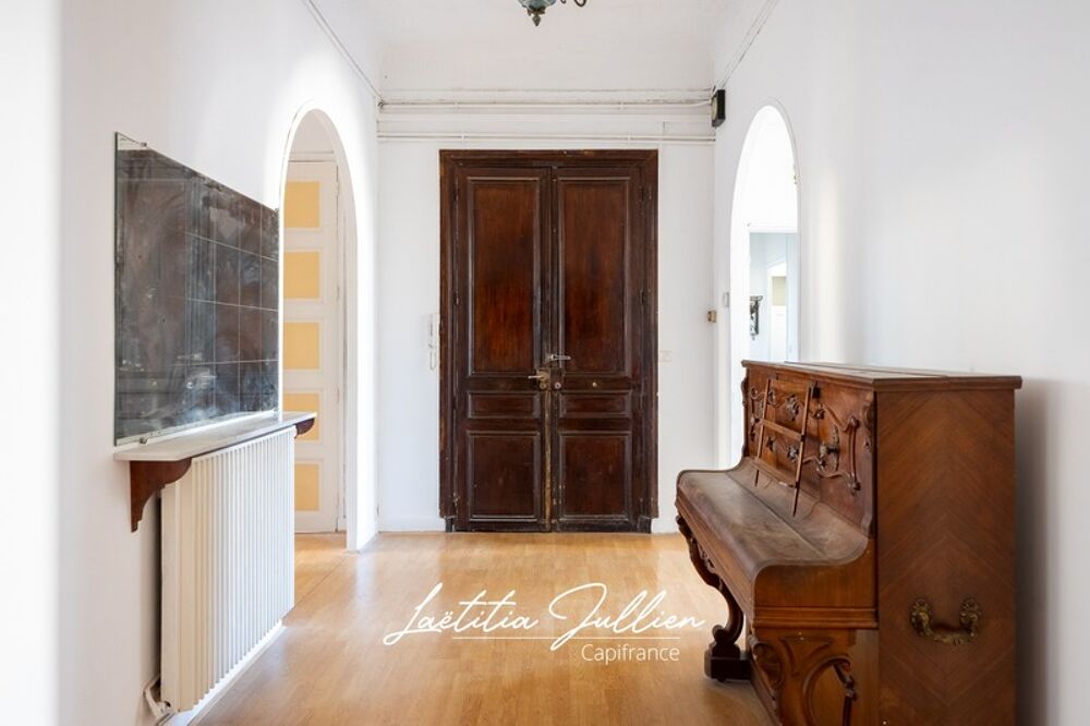 Appartement haussmannien 184.77 m²  7 pièces  Intégralité du palier  Marseille 8? - PERIER