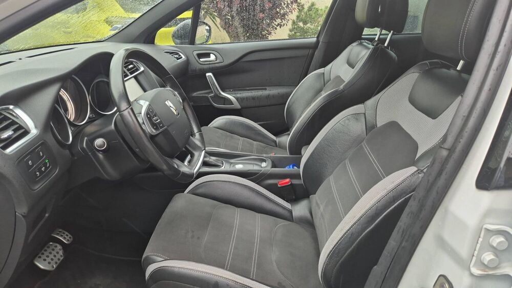 DS4 2.0 BLueHDI 180 EAT8 Sport Chic - Automatique 2017 occasion 80000 Amiens