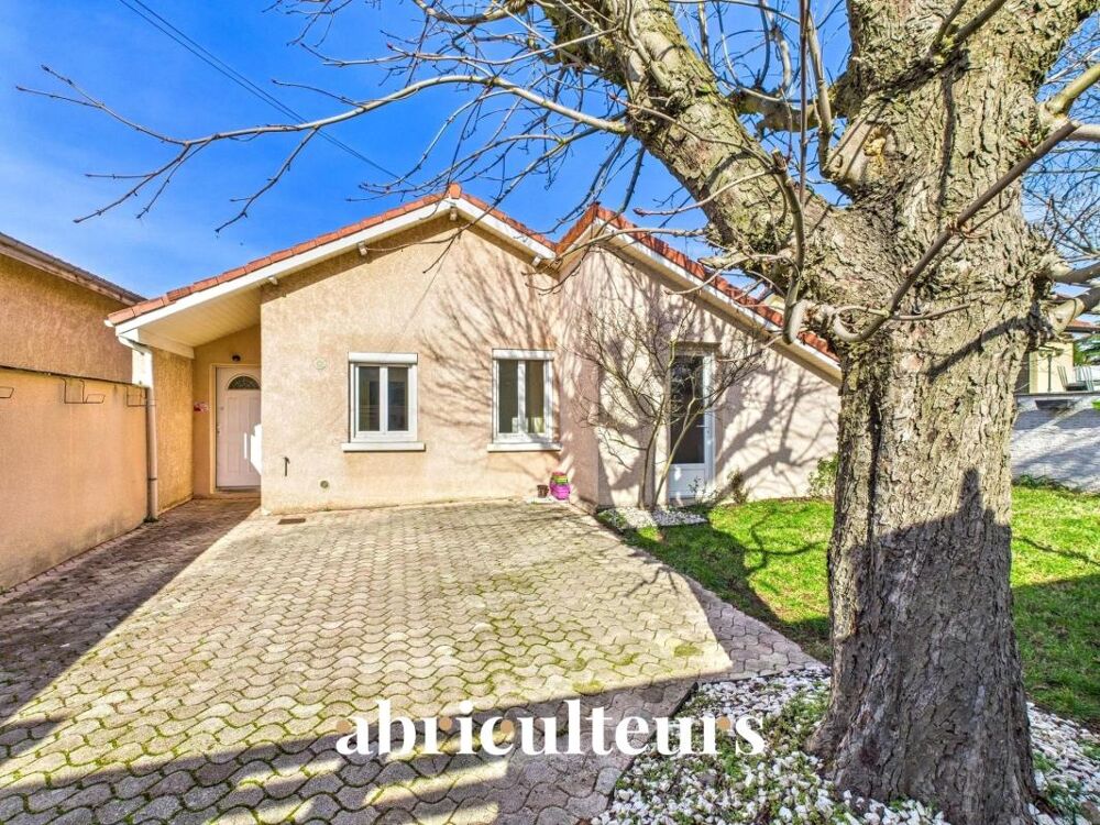 Vente Maison Maison familiale de 162 m² avec piscine intérieure, 5 chambres et véranda – Rillieux-la-Pape Rillieux la pape