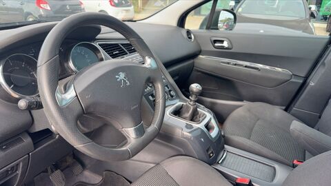 5008 1.6 HDI 115 Allure 2014 occasion 76230 Isneauville