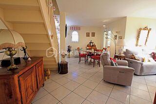  Villa � vendre 5 pi�ces 135 m�