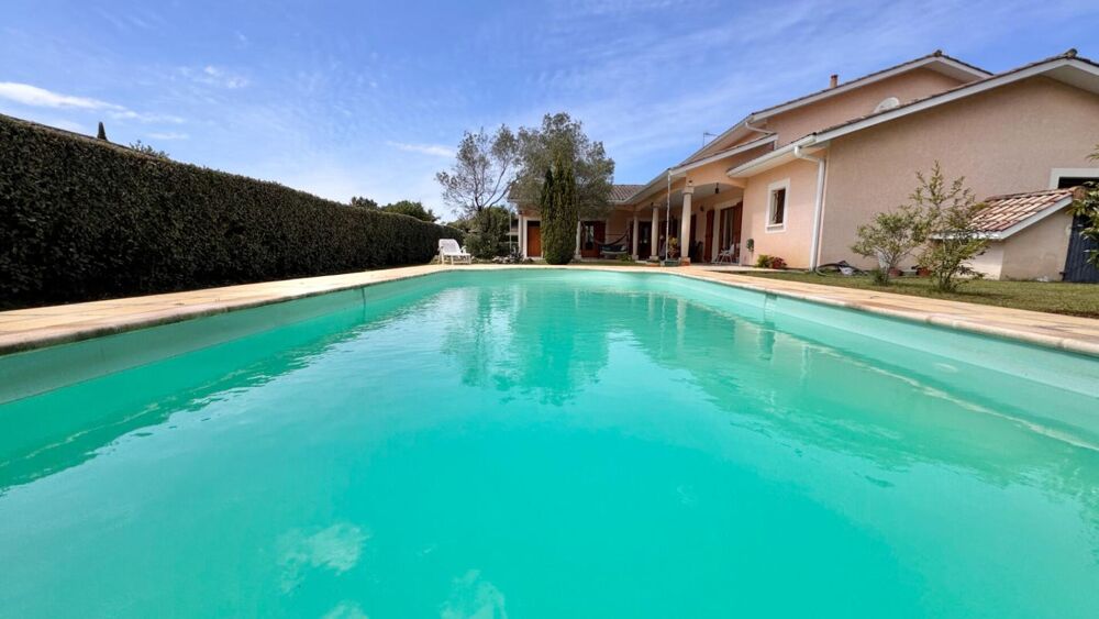 Grande Villa 155 m² p-pied avec piscine sur plus de 1300 m²
