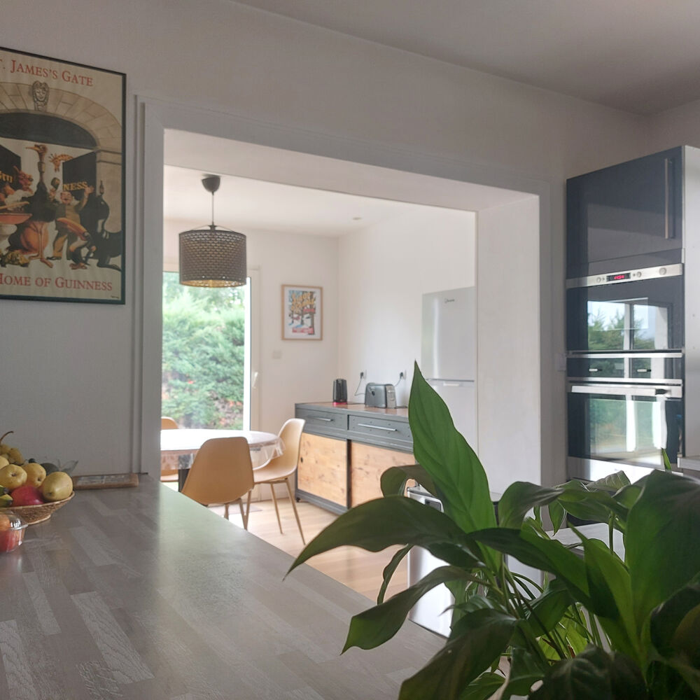 Vente Maison Maison à vendre 7 pièces MONTAUBAN (82), 5 chambres, garage, piscine, jardin et dépendance Montauban