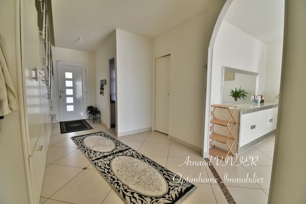 Maison 6 pièces 155 m² · à Evreux · 155 m² · 327 000 €