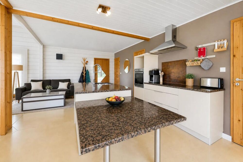 Maison bois lumineuse, plain-pied et nature