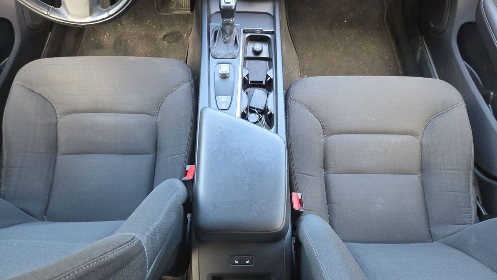 V60 2.0 D4 190 Geartronic8 Momentum - Automatique 2019 occasion 83310 Cogolin