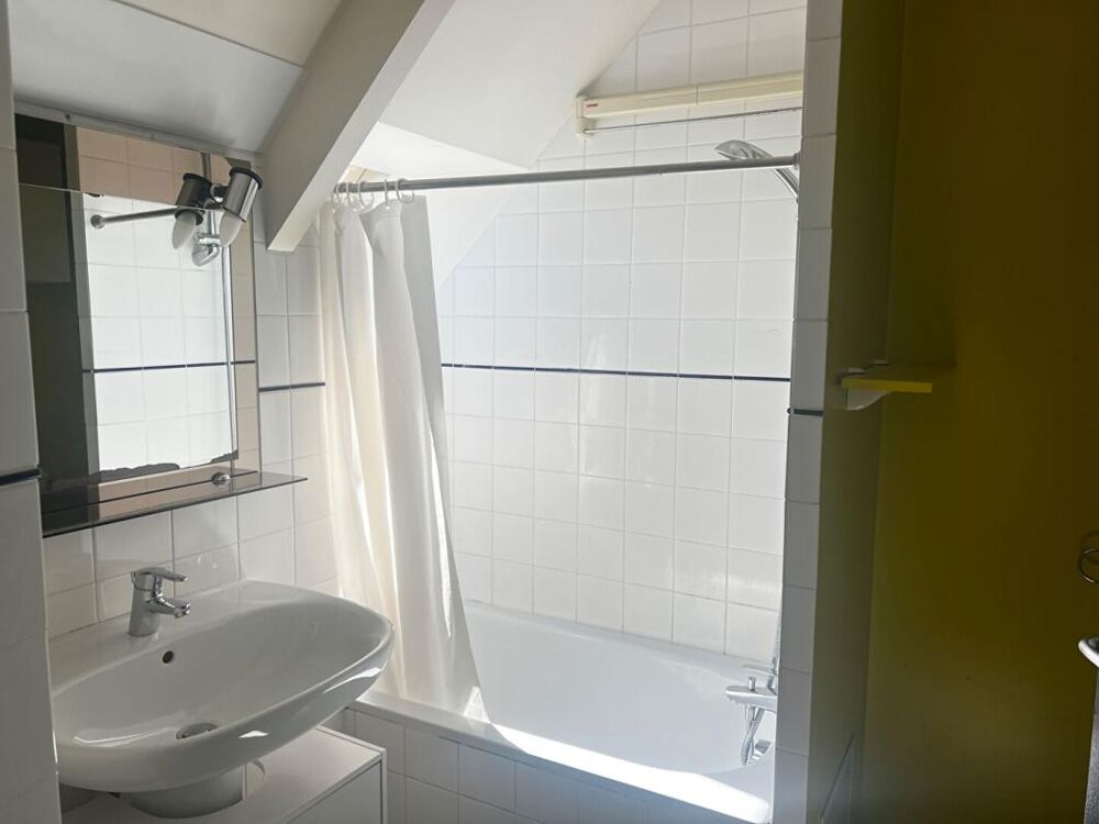 Vente Appartement T2 dernier étage - Idéal investissement locatif - Proximité pôle étudiant Vannes
