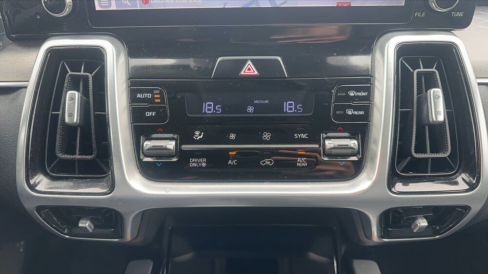 Sorento IV 1.6 T-GDi 265 Plug in Hybrid AWD BVA6 Premium - Toit ouvr 2021 occasion 69330 Meyzieu