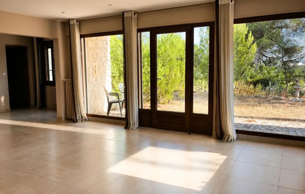 Vente Maison Maison de 5 pièces de 134 m² à Bédarrides Bedarrides