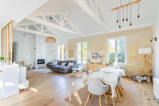  Propri�t�/ch�teau � vendre 8 pi�ces 215 m�