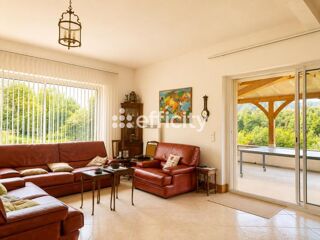  Maison à vendre 8 pièces 211 m²