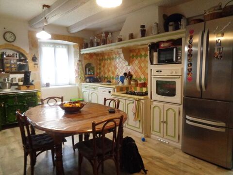   Saint Bonnet Laval(48), maison de 150 m2 habitables, 4 chambres + garage Maison - 6 pi�ce(s) - 150 m�