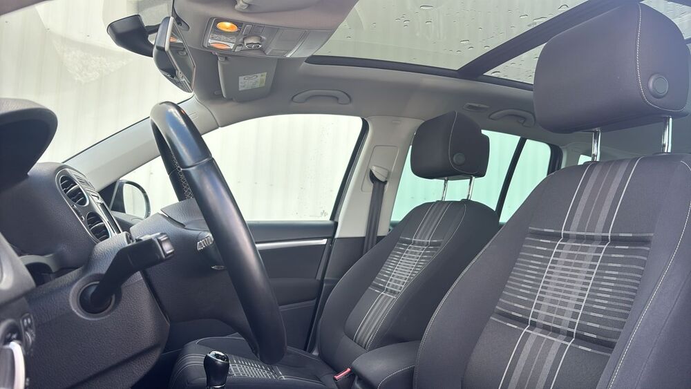 Tiguan 2.0 TDI 110 Technology Sportline - 5 places Toit ouvrant 2016 occasion 33500 Libourne