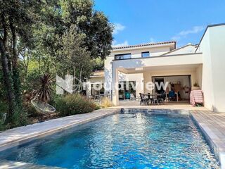  Villa � vendre 9 pi�ces 220 m�