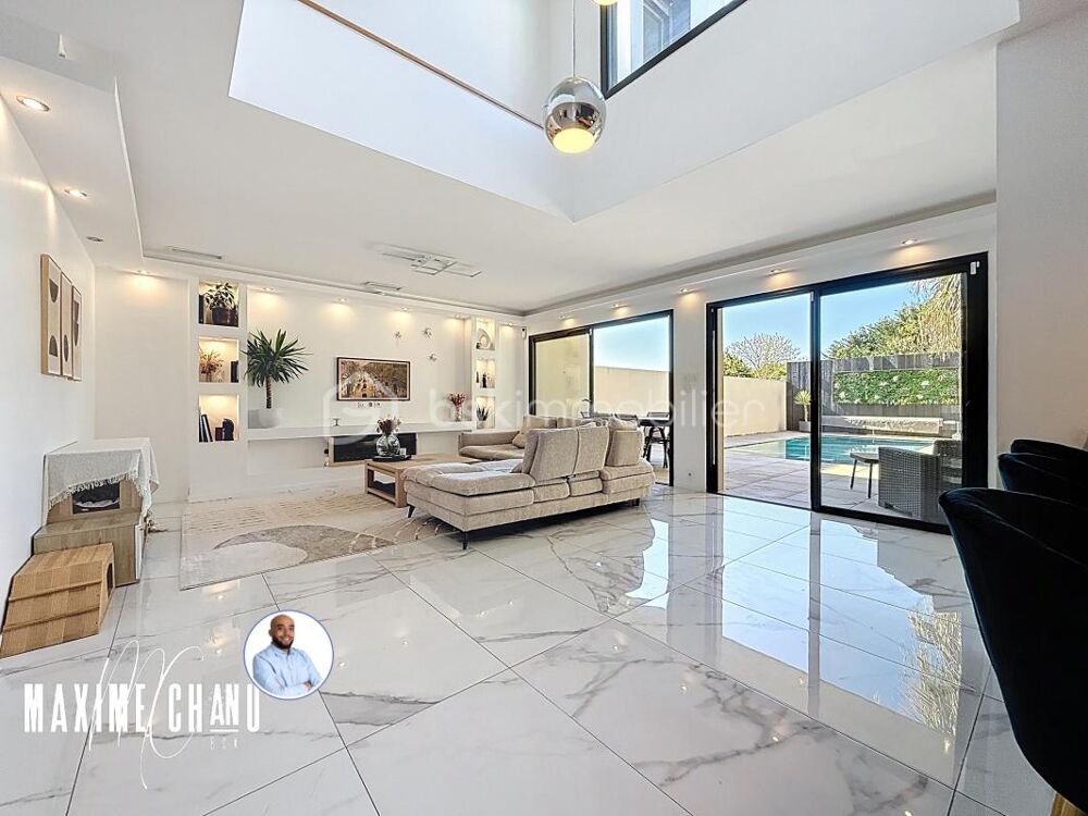 Maison contemporaine de 160 m2 avec piscine